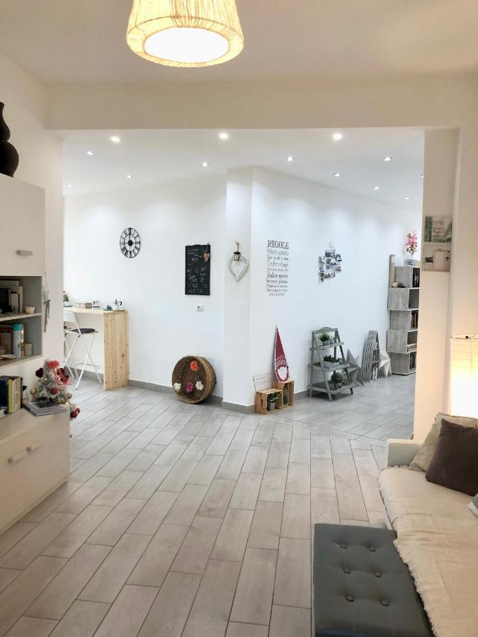 La Terrazza Del Sole Apartment Рим Екстериор снимка