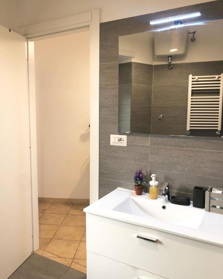 La Terrazza Del Sole Apartment Рим Екстериор снимка